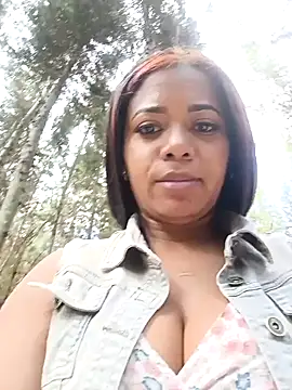 Snapshot of cindy_damm chatting on January 2025 06:44:01 PM cindy damm online show from January 2025 06:44:01 PM