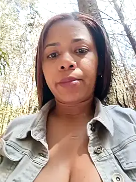 Snapshot of cindy_damm chatting on January 2025 07:07:02 PM cindy damm online show from January 2025 07:07:02 PM