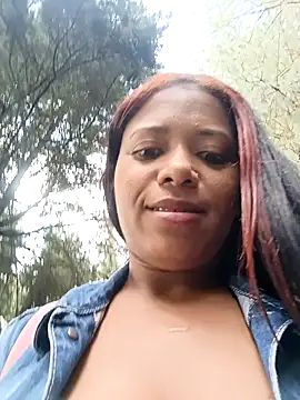 Snapshot of cindy_damm chatting on February 2025 09:40:01 PM cindy damm online show from February 2025 09:40:01 PM