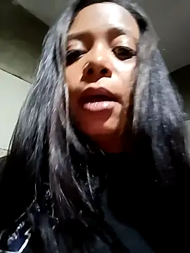 Snapshot of cindy_damm chatting on September 2025 03:12:01 AM cindy damm online show from September 2025 03:12:01 AM