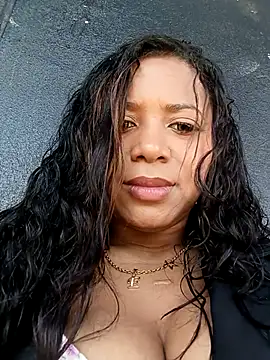 Snapshot of cindy_damm chatting on October 2025 06:57:02 PM cindy damm online show from October 2025 06:57:02 PM