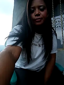 Snapshot of cindy_damm chatting on October 2025 10:45:02 PM cindy damm online show from October 2025 10:45:02 PM