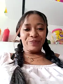 Snapshot of cindy_damm chatting on November 2025 06:56:02 PM cindy damm online show from November 2025 06:56:02 PM