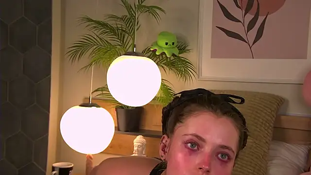 AshleyDouglas online show from January 2025 04:47:01 AM