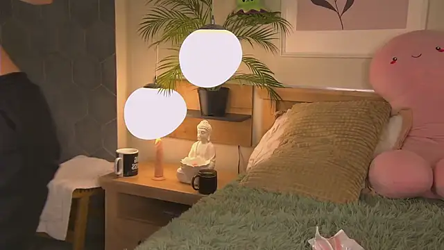 AshleyDouglas online show from February 2025 04:46:01 AM