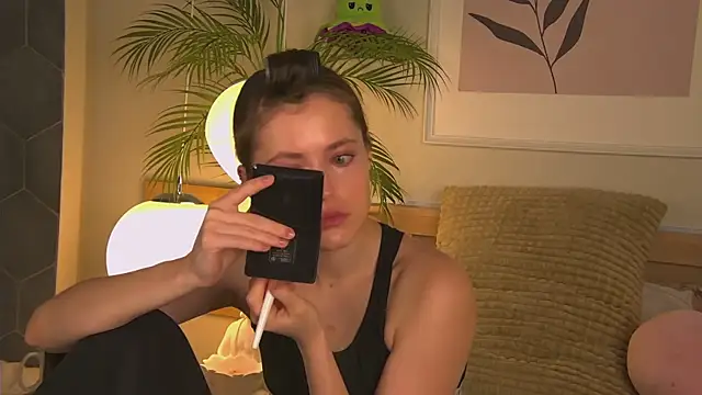 AshleyDouglas online show from February 2025 04:06:01 AM