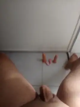 Snapshot of jhondivulga18 chatting on April 2026 03:52:01 PM jhondivulga18 online show from April 2026 03:52:01 PM