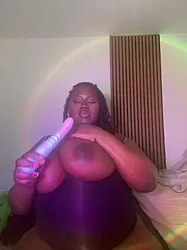 Snapshot of just4Ux chatting on April 2026 05:40:01 PM just4Ux online show from April 2026 05:40:01 PM