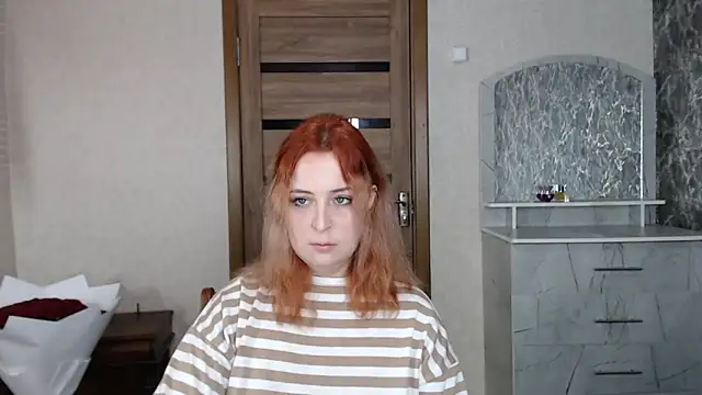 Kristy-Max online show from September 2025 10:00:01 PM