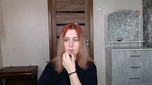 Kristy-Max online show from September 2025 11:36:01 AM