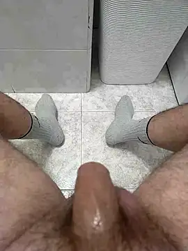 user 662 online show from March 2025 05:39:02 PM