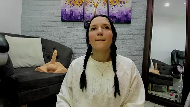  EmilyJireh  online show from January 2026 05:40:01 PM