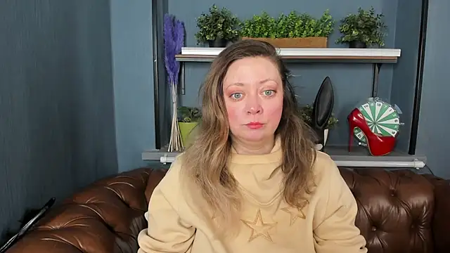 JesiaFoxi online show from February 2025 12:33:01 PM