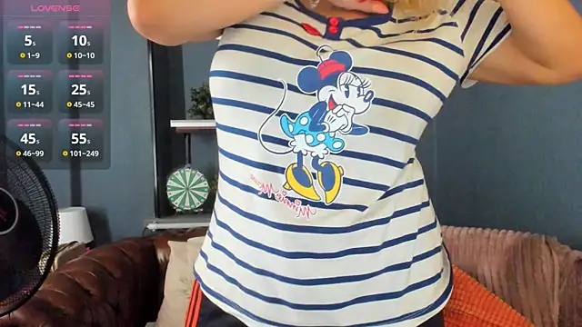 JesiaFoxi online show from September 2025 08:25:01 AM