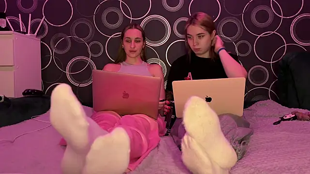 urmissalice online show from December 2024 06:06:01 PM