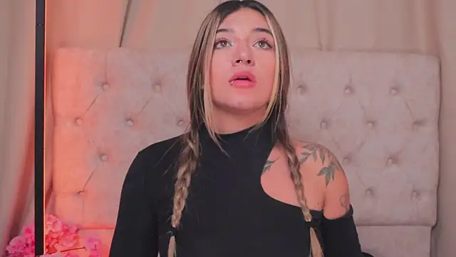 ashleyvalirya online show from February 2025 10:09:01 AM