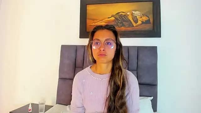 Snapshot of tatiana_valencia chatting on May 2026 12:32:02 PM tatiana valencia online show from May 2026 12:32:02 PM