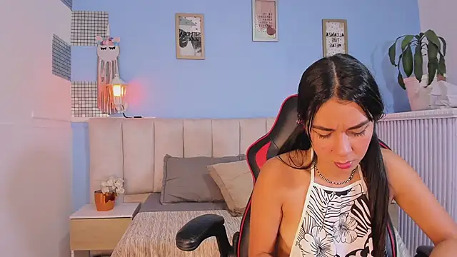 lyzzi smith01 online show from January 2025 10:37:02 PM