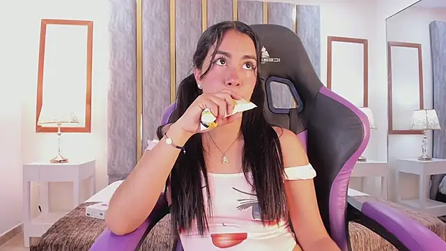 lyzzi smith01 online show from March 2025 10:39:02 PM