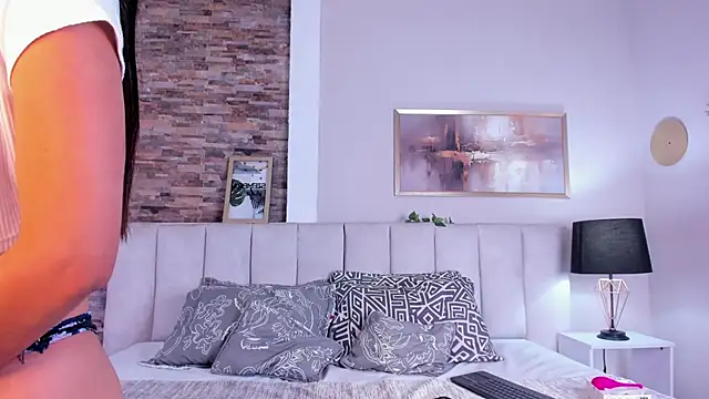 lyzzi smith01 online show from October 2025 08:07:01 PM