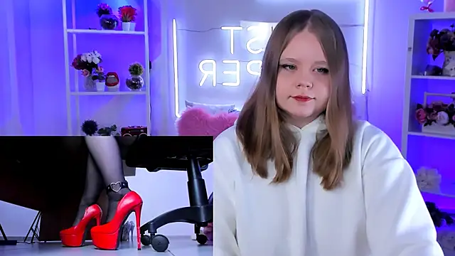 Snapshot of footfetish_baby chatting on February 2025 01:03:02 AM footfetish baby online show from February 2025 01:03:02 AM