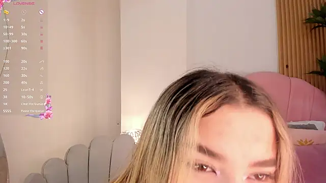 Snapshot of Victoria_vallejo_ chatting on February 2026 11:36:02 AM Victoria vallejo online show from February 2026 11:36:02 AM