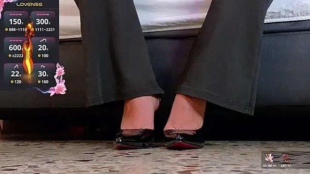 Alexa Miss online show from February 2025 06:32:02 PM