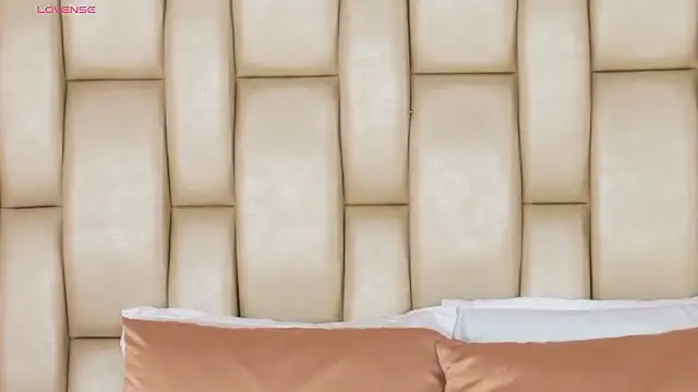 Alexa Miss online show from February 2026 08:23:02 PM