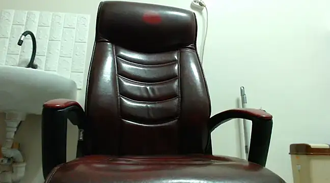 hardbigcock16 online show from December 2024 10:18:02 AM