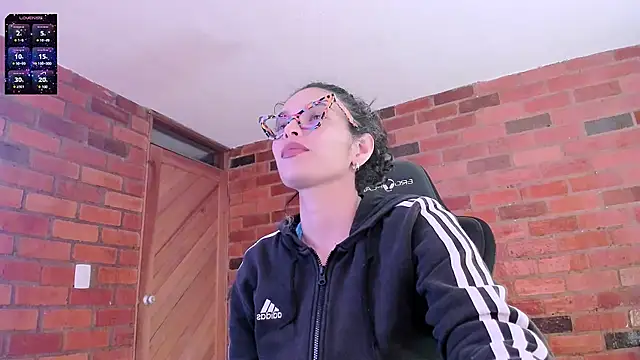 paulinabarnett- online show from December 2024 11:53:02 PM