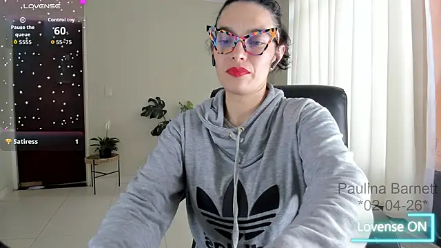 paulinabarnett- online show from April 2026 10:29:02 PM