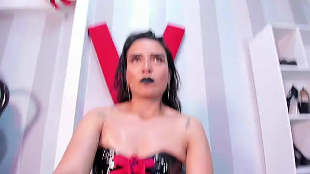 Snapshot of MeliizaQueen chatting on January 2025 11:16:01 PM MeliizaQueen online show from January 2025 11:16:01 PM