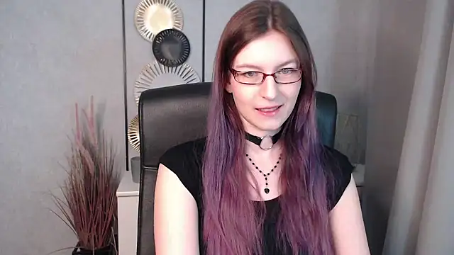 emmaxDelight online show from December 2024 06:25:02 AM