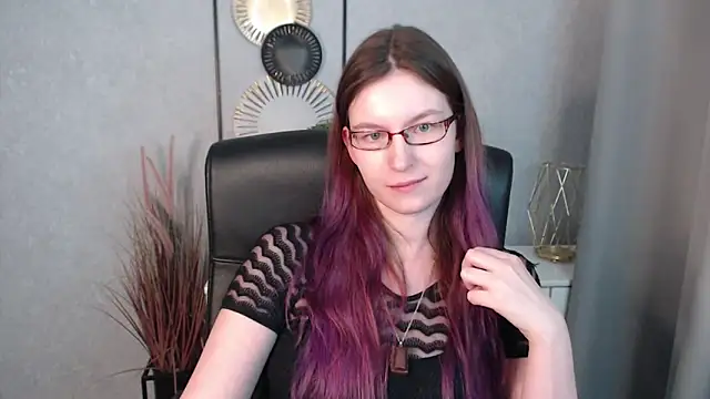 emmaxDelight online show from January 2025 12:36:01 PM