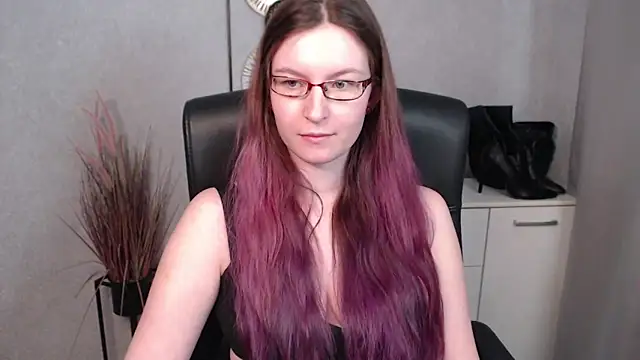 emmaxDelight online show from February 2025 09:43:02 AM