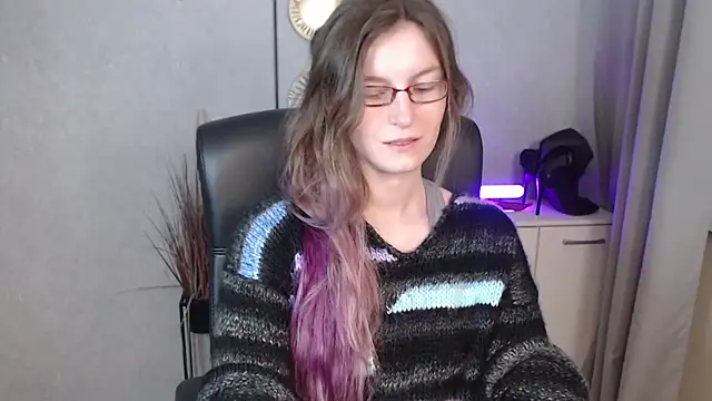 emmaxDelight online show from September 2025 05:31:02 AM