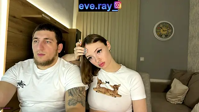 Nihanna kiss online show from January 2025 08:10:02 PM