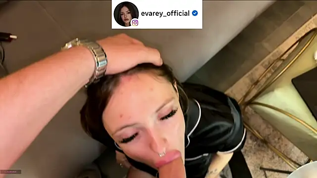 Nihanna kiss online show from March 2025 07:28:02 PM