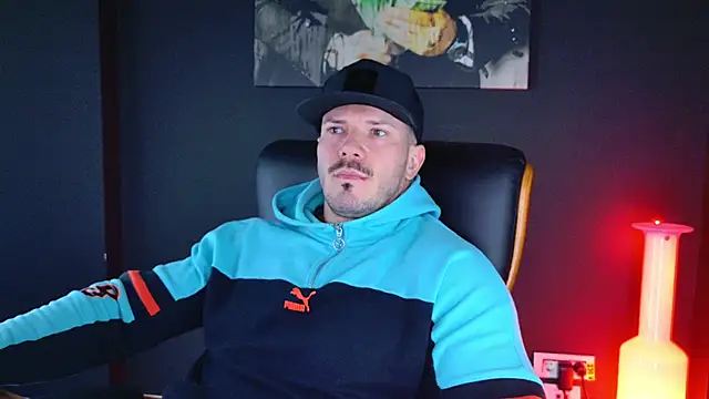 AngeloEric online show from December 2024 01:13:02 PM