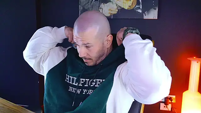 AngeloEric online show from January 2025 08:30:02 AM