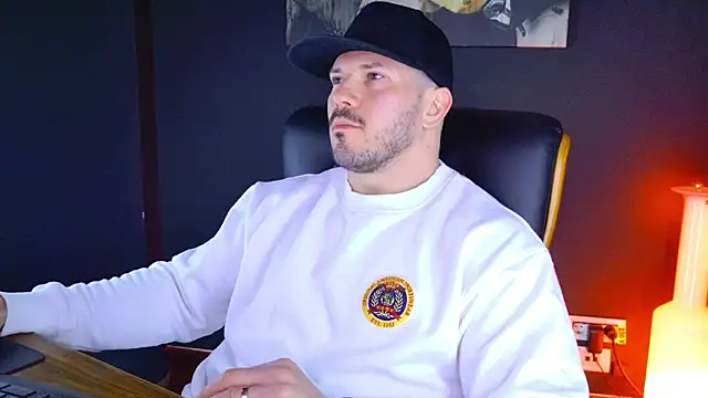 AngeloEric online show from January 2025 08:34:02 AM