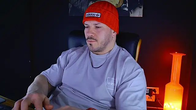 AngeloEric online show from February 2025 06:58:01 PM