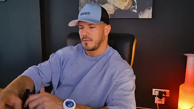 AngeloEric online show from September 2025 09:46:02 AM