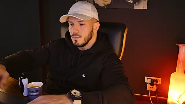 AngeloEric online show from December 2025 12:25:02 PM