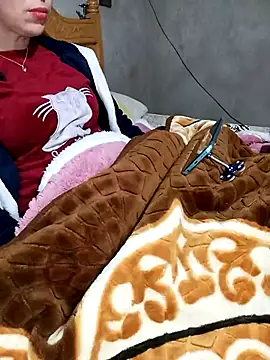 Snapshot of jijijoudia chatting on January 2025 08:51:01 PM jijijoudia online show from January 2025 08:51:01 PM