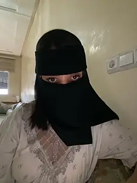 Snapshot of jijijoudia chatting on September 2025 04:41:01 PM jijijoudia online show from September 2025 04:41:01 PM