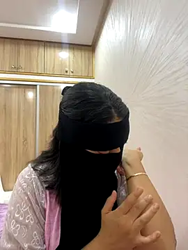 Snapshot of jijijoudia chatting on October 2025 10:40:01 PM jijijoudia online show from October 2025 10:40:01 PM