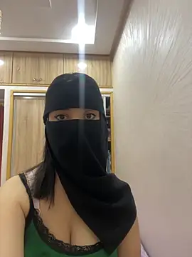 Snapshot of jijijoudia chatting on October 2025 10:51:02 PM jijijoudia online show from October 2025 10:51:02 PM