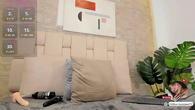 Chloe Morgans online show from February 2025 10:20:02 PM