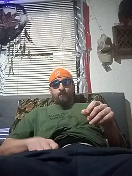 Snapshot of armdy371 chatting on May 2026 11:22:02 PM armdy371 online show from May 2026 11:22:02 PM